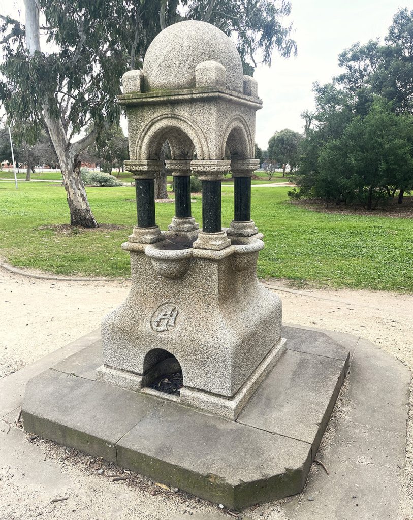 Jacobs Fountain Fitzroy Street